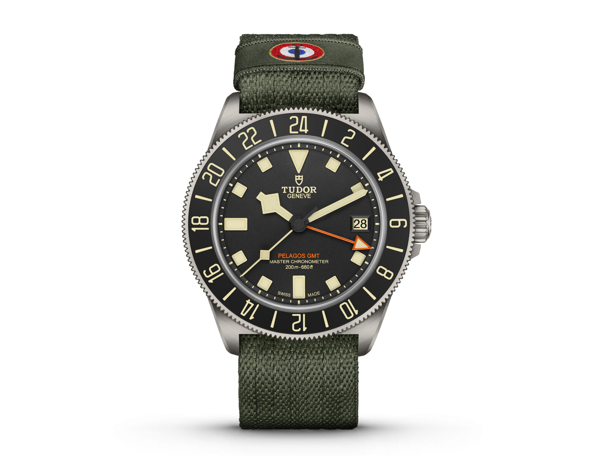 tudor np24 pelagos fxd gmt upright white