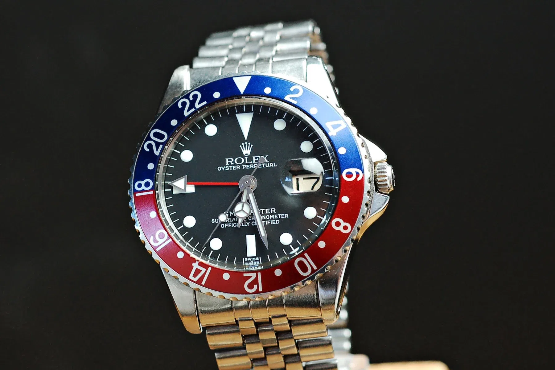 vintage corner rolex gmt master 1675 pepsi 1.jpeg