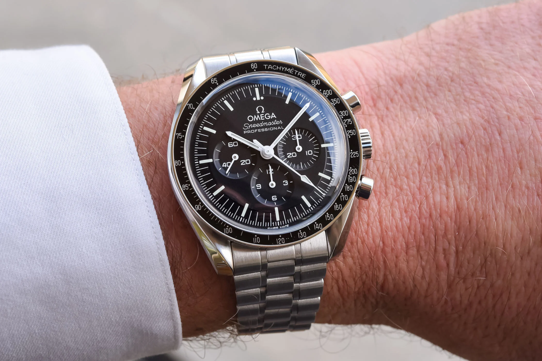 omega speedmaster moonwatch professional master chronometer co axial 2021 review 15 jpg